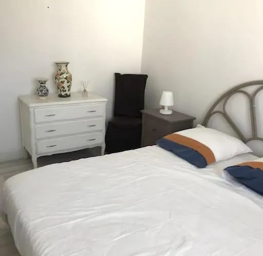 La Charmeuse à 500m De Appartement *