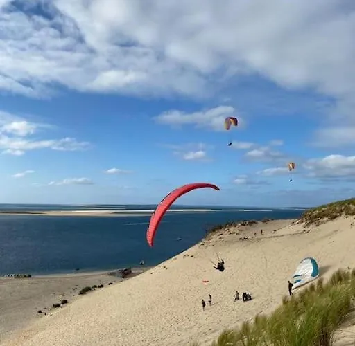 La Charmeuse A 500m De *