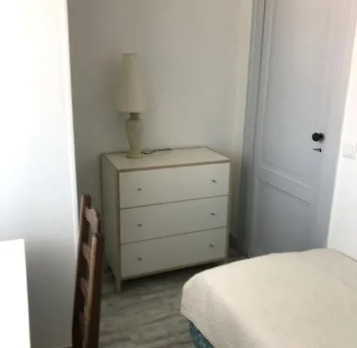 La Charmeuse à 500m De